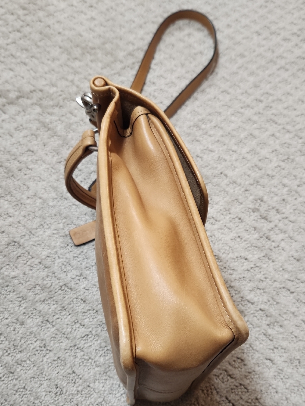 Coach Vintage Willis Bag Tan Leather Top Handle Satchel With Shoulder Strap - Picture 6 of 16